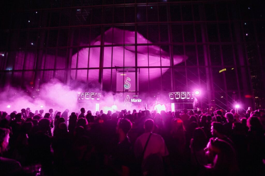 Guida ai festival culturali in Italia di fine maggio 2026: Spring Attitude, Aura, Buongiorno Ceramica!, URBAPHONIA, CYFEST