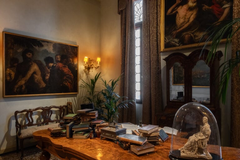Il nuovo allestimento della Fondazione Querini Stampalia a Venezia &egrave; un gioco di arte combinatoria. Intervista alla direttrice Cristiana Collu