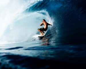 B L U – Behind Lens Underwater