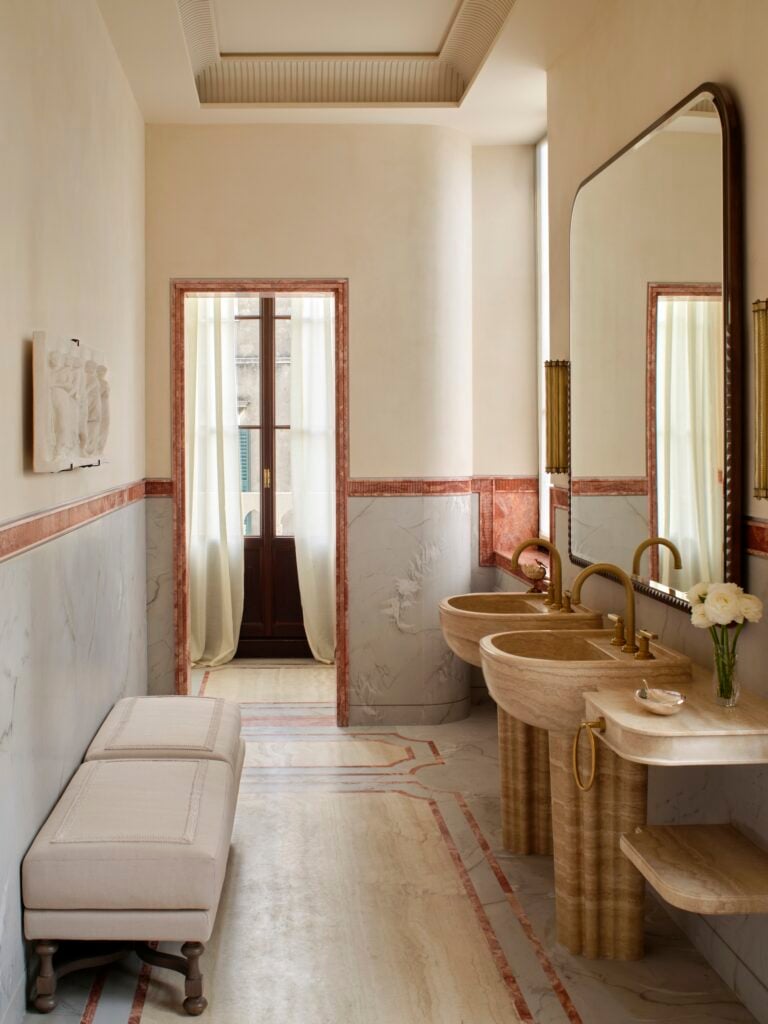 L&rsquo;arrivo dell&rsquo;hotel Orient Express a Venezia riapre lo storico Palazzo Don&agrave; Giovannelli (riempiendolo di arte contemporanea)