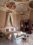 L&rsquo;arrivo dell&rsquo;hotel Orient Express a Venezia riapre lo storico Palazzo Don&agrave; Giovannelli (riempiendolo di arte contemporanea)