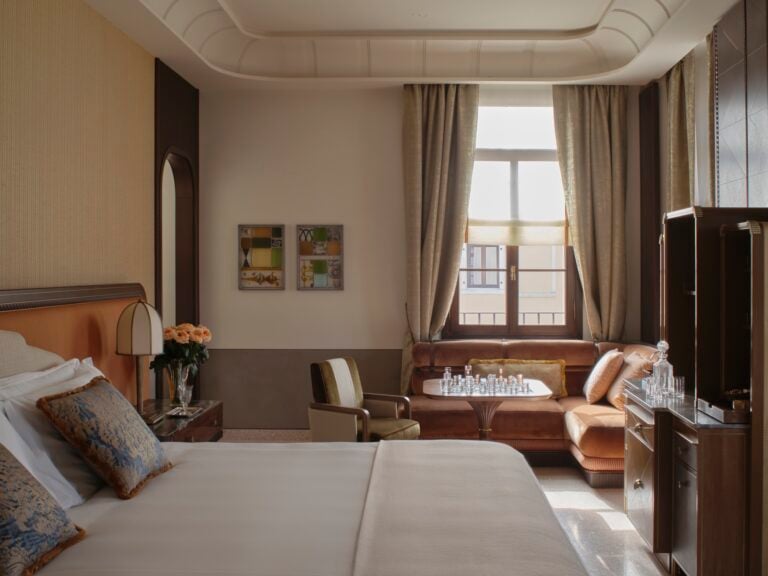 L&rsquo;arrivo dell&rsquo;hotel Orient Express a Venezia riapre lo storico Palazzo Don&agrave; Giovannelli (riempiendolo di arte contemporanea)