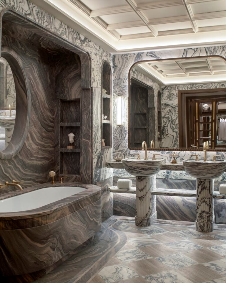 L&rsquo;arrivo dell&rsquo;hotel Orient Express a Venezia riapre lo storico Palazzo Don&agrave; Giovannelli (riempiendolo di arte contemporanea)