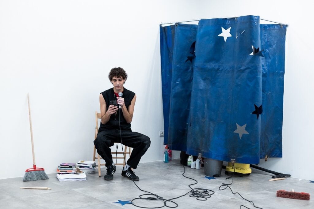 BAW25 ON ART BIKE TOUR Eduard Popescu, Un amore senza fine Opening & Performance Lasecondaluna Foto Fanni Fazekas