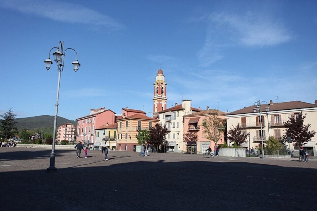 Guida ai festival culturali in Italia di fine maggio 2026: Spring Attitude, Aura, Buongiorno Ceramica!, URBAPHONIA, CYFEST