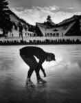 La statunitense Carol Heiss sul ghiaccio durante i Giochi olimpici invernali. Squaw Valley, California, Stati Uniti. Immagine di Ralph Crane &copy; 1960. The Picture Collection LLC. Tutti i diritti riservati. sport invernali