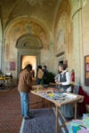 L&rsquo;antica certosa vicino Siena dove il disegno &egrave; diventato una performance condivisa. Il report