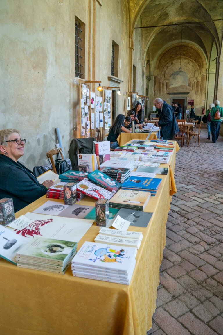 L&rsquo;antica certosa vicino Siena dove il disegno &egrave; diventato una performance condivisa. Il report