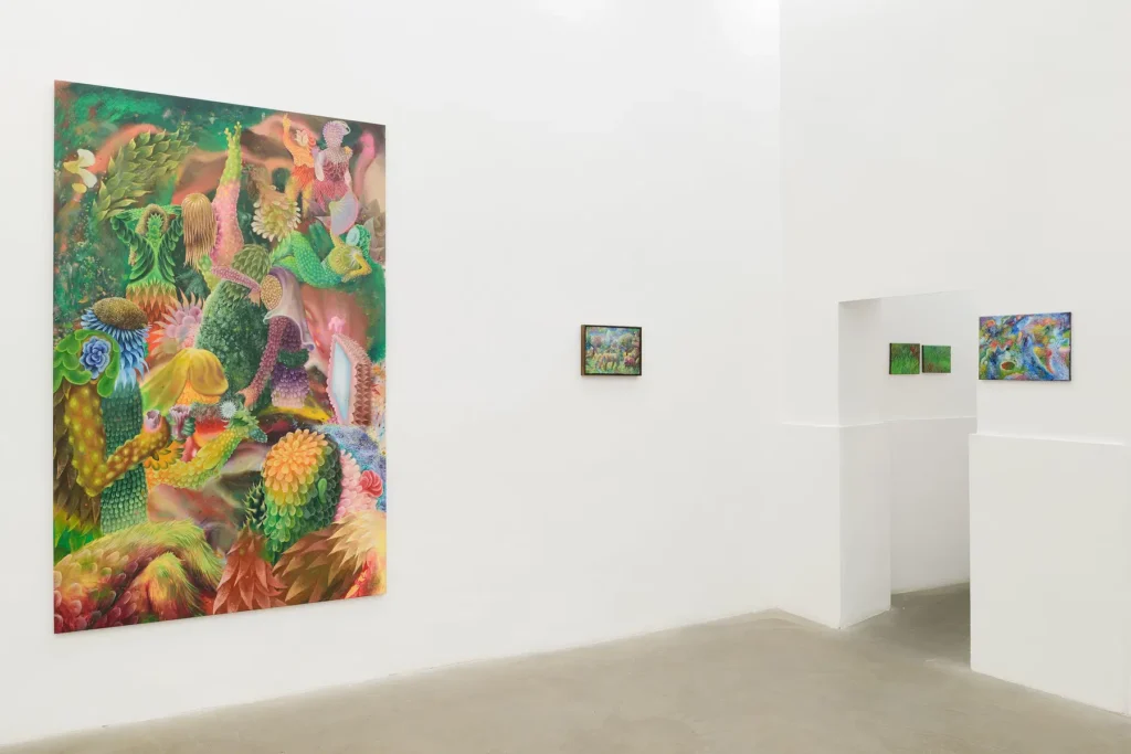 Nel cuore di Trastevere la mostra di un artista che omaggia un’antica dea romana