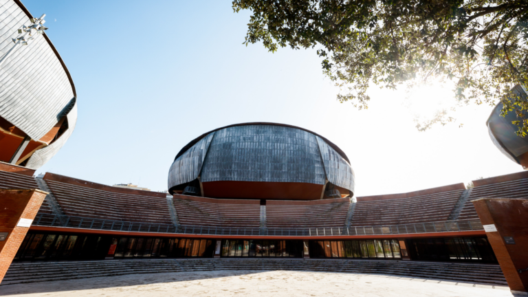 Фасад Auditorium Parco della Musica Ennio Morricone