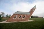 Un'isoletta tutta dedicata all&rsquo;arte nel mezzo della Laguna di Venezia. Va avanti il progetto della Fondazione Sandretto Re Rebaudengo sull&rsquo;Isola di San Giacomo