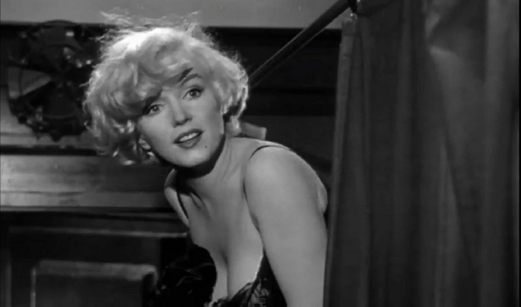 100 anni fa nasceva Marilyn Monroe. Oggi incarna ancora peso e bellezza della fragilità 