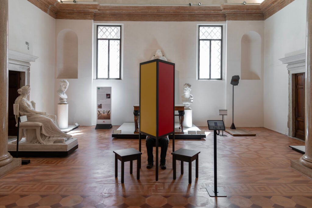 Marina Abramović, Transforming Energy, Gallerie dell'Accademia, Venezia, Installation View, ph Irene Fanizza