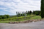 Nella Tenuta Todini in Umbria sta per aprire un parco di sculture d’arte contemporanea. Le immagini