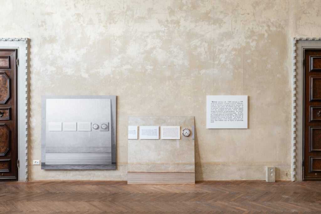 Joseph Kosuth, One and Three Mirrors,, Tre Oci, Installation View, ph Marco Cappelletti