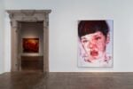 A Venezia una mostra ripercorre l’opera di Jenny Saville con un inedito omaggio a Tiziano. La recensione 