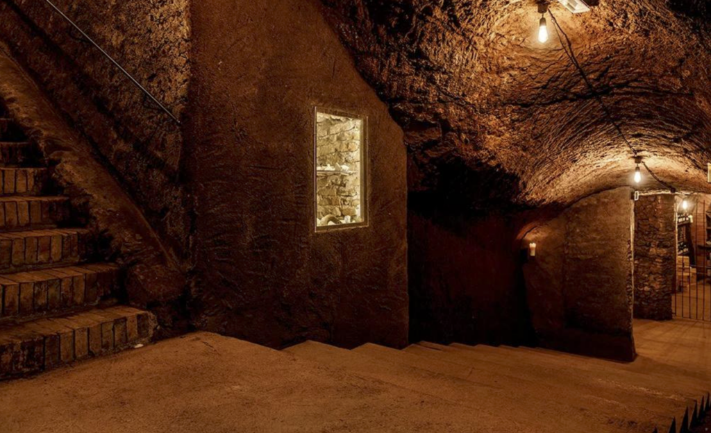 Un ciclo di mostre è allestito sotto terra in un ipogeo del quartiere Pigneto a Roma 