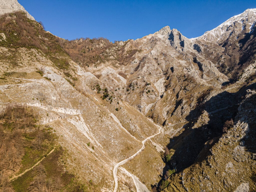 La chiesa, il borgo, il parco. Tornano i Luoghi del Cuore del FAI per salvare i beni in rovina
