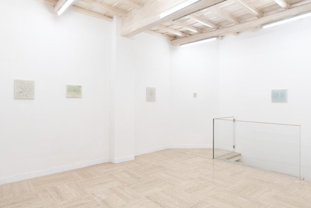 Alessandro Gioiello, Pensieri Sparsi, Galleria Richter, Roma, Installation view