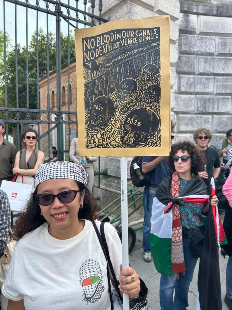 Протест на Венецианской биеннале 2026