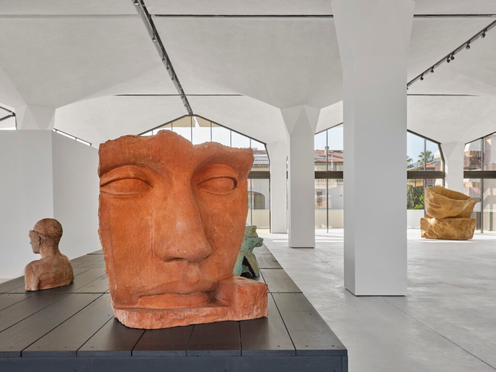 A Pietrasanta apre il Museo Igor Mitoraj: intervista al direttore Frank Boehm tra arte contemporanea e artigianato