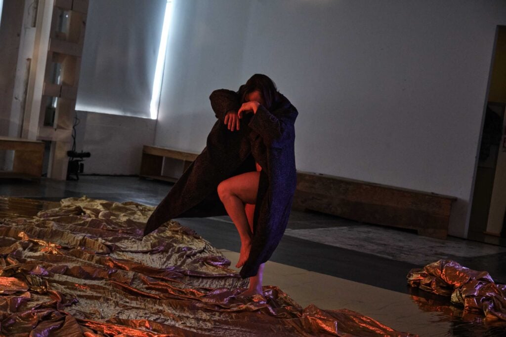 Al Ravenna Festival è stato presentato in prima nazionale lo spettacolo “Goldroom” del gruppo nanou 