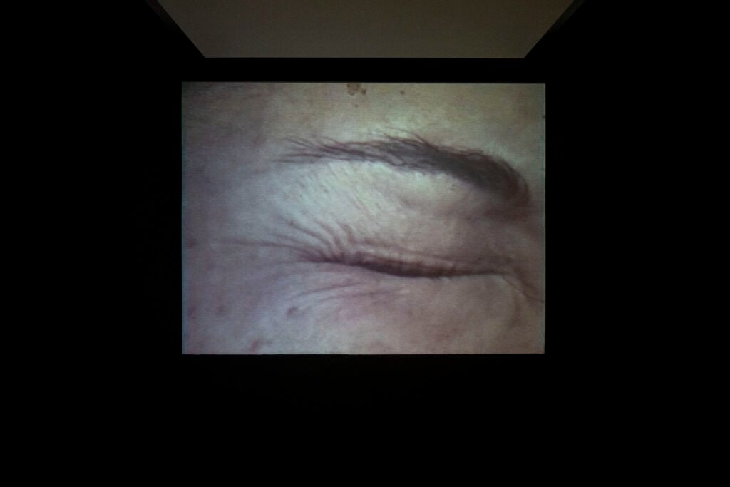 Anna Maria Maiolino, Twice: X & Y, 1972–2022, video installation; Super 8 film transferred to video (color, sound). Installation view of Santa do pau oco, Madre Museum, Naples. Ph. Amedeo Benestante