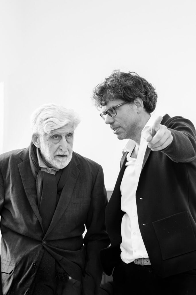 Antonio Addamiano con Valero Adami, 2025. Ph. Fabio Mantegna. Courtesy Dep Art Gallery