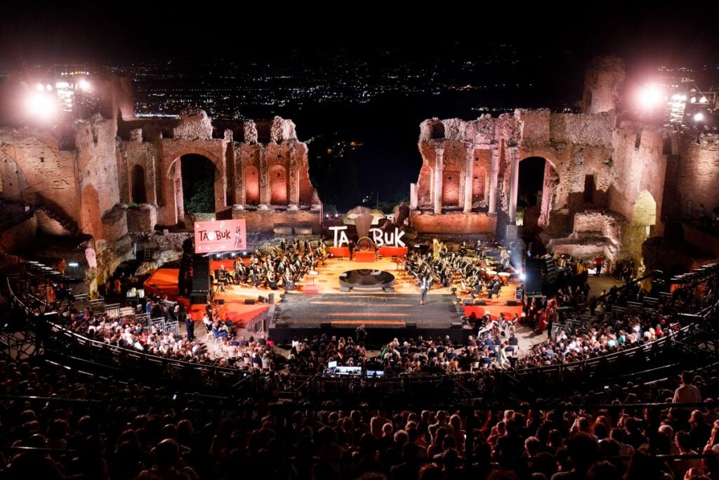 Guida ai festival culturali in Italia di fine giugno 2026: Estate Reale, Emilia Romagna Festival, Taobuk, BAM, Monfortinjazz, Locus