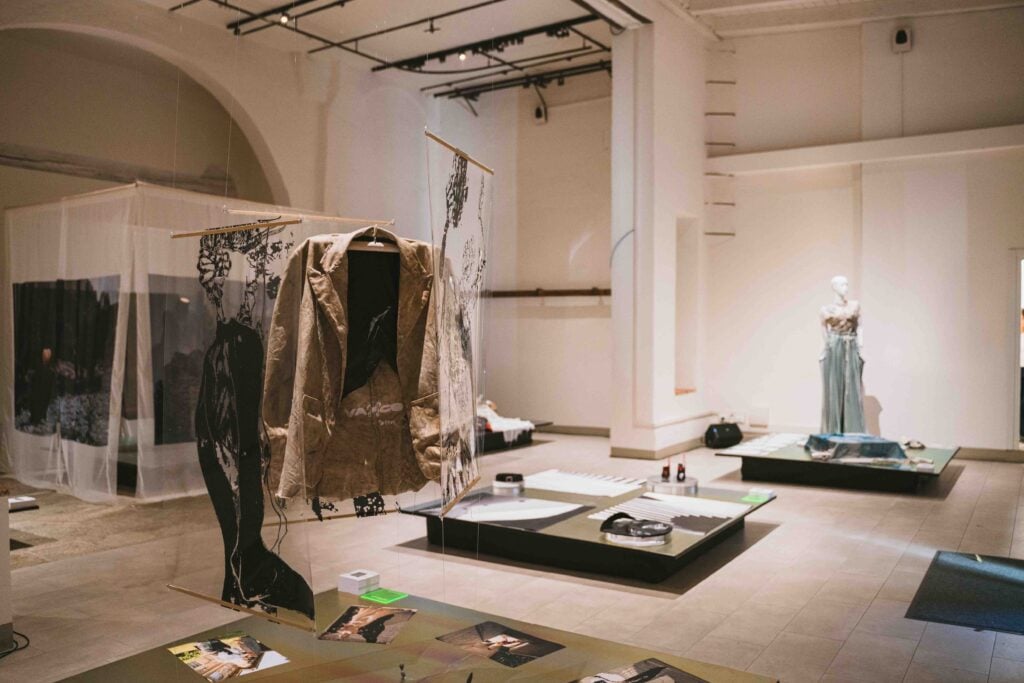 Gli studenti di IED protagonisti di una mostra a Firenze che omaggia Aby Warburg e riflette sul ruolo degli archivi