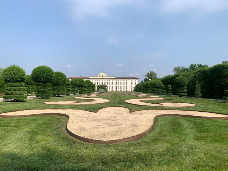 Villa Arconati ospita una mostra sulla luce. Occasione per visitare il parco appena restaurato giusto fuori Milano&nbsp;
