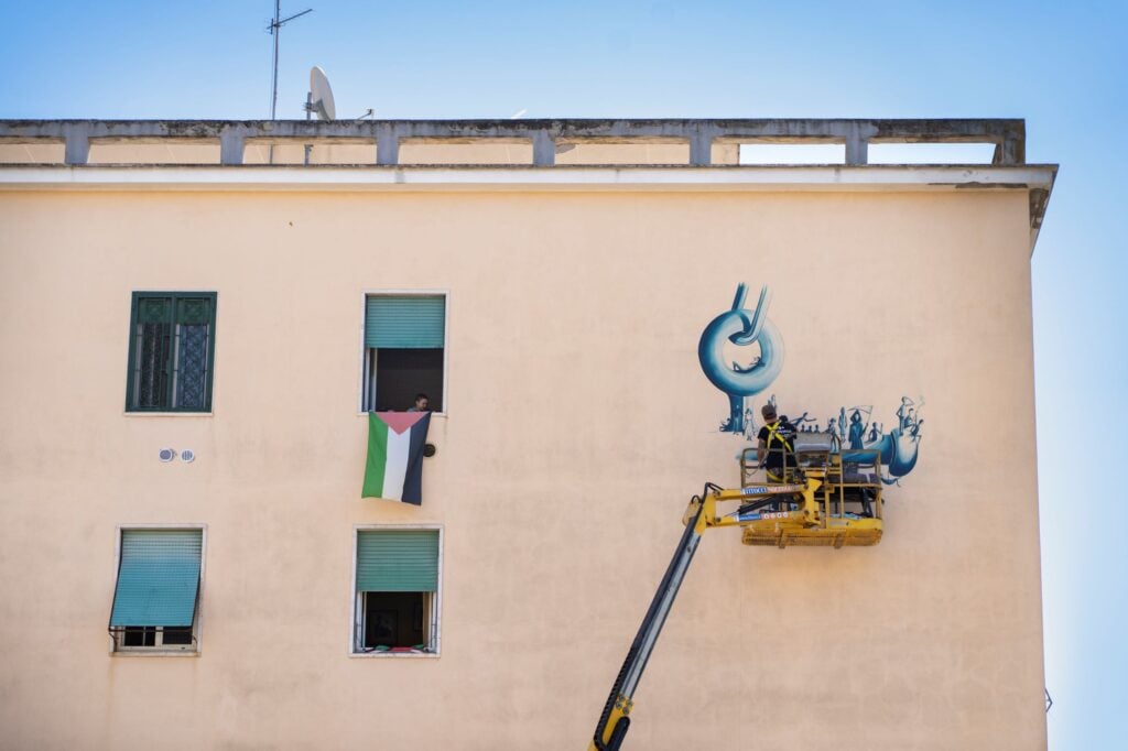Il quartiere Tufello di Roma sempre più ricco di street art. Il nuovo intervento è di Nico Lopez Bruchi, l’intervista