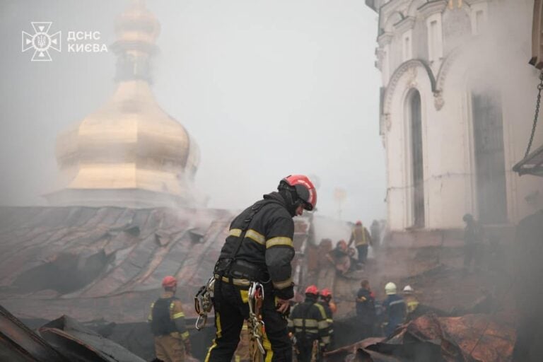 L'incendio nella Cattedrale della Dormizione a Kiev, dopo il raid russo. Photo Ministero della Cultura dell'Ucraina