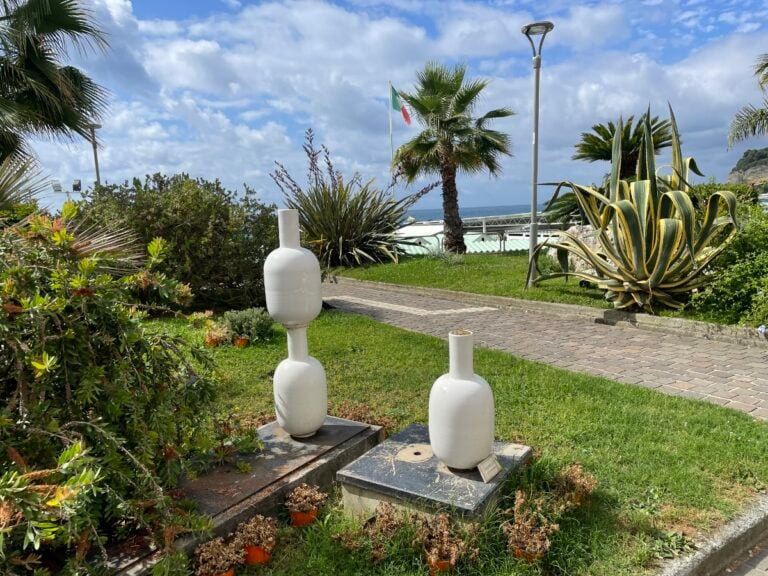 In Liguria si &egrave; svolta una mega festa diffusa per celebrare l&rsquo;artigianato della ceramica. Reportage dal Festival della Maiolica 2026