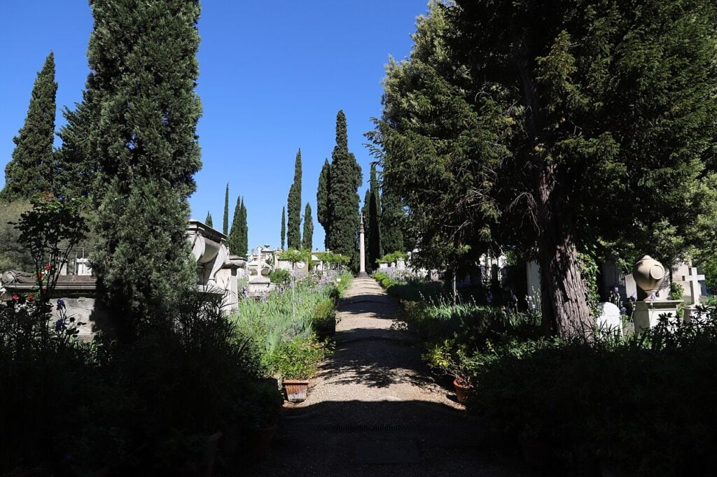 Cimitero degli Inglesi, Firenze, 2020. Courtesy Wikimedia Commons. Photo Francesco Bini