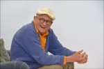È morto David Hockney, il celebre pittore britannico che ha rivoluzionato il modo di guardare