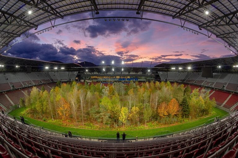 For Forest, Klagenfurt Stadium