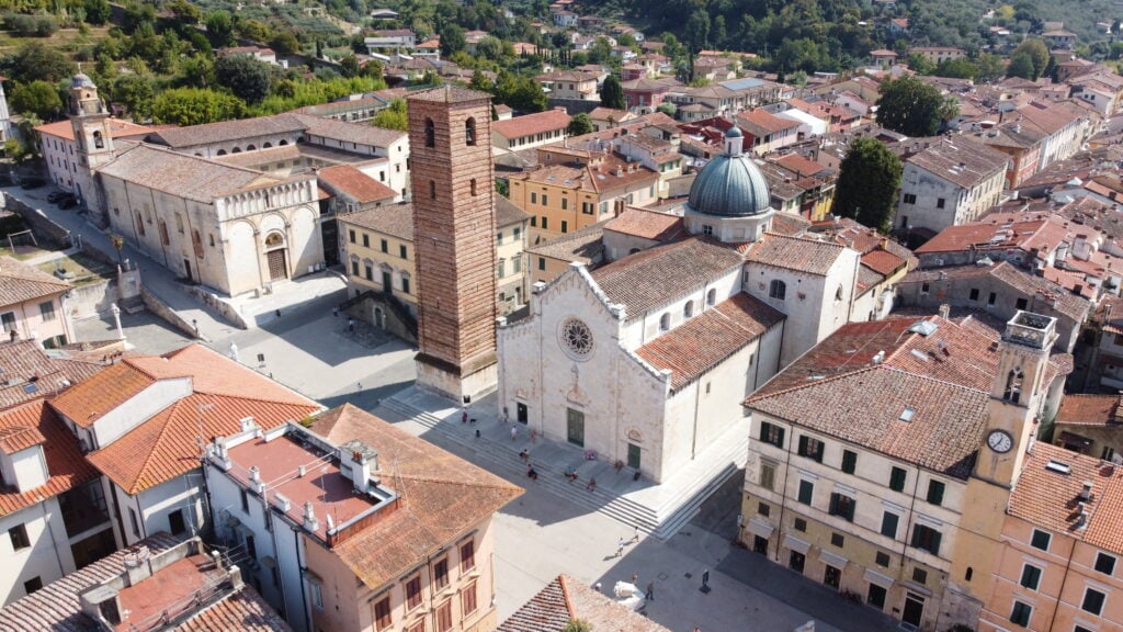 A Pietrasanta sta per aprire un nuovo hub culturale grazie a un importante mecenate. Intervista al sindaco 