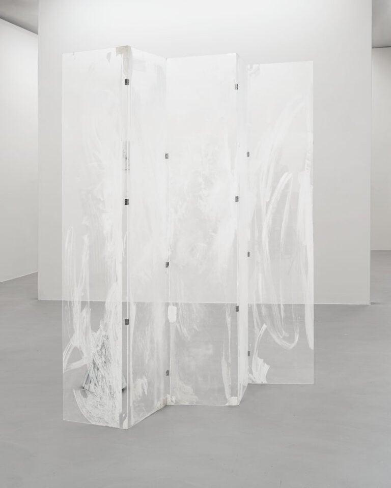 Anna Castro Barbosa, IL QUIPROQUO, French Place, Milano, Installation View, Ph Francesco Paleari
