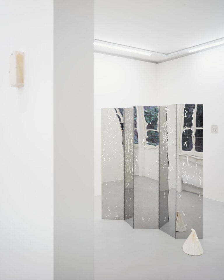 Anna Castro Barbosa, Il Quiproquo, French Place, Milano, Installation View, Ph Francesco Paleari