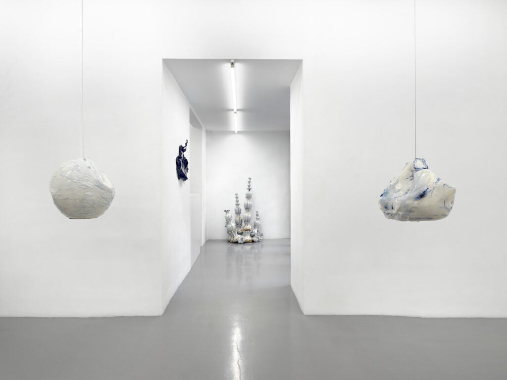 Guglielmo Maggini, Nel tuo affondare, la mia forma, installation view, Z2O, Roma, 2026