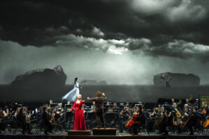 Marina Abramović e Gustavo Dudamel insieme a Napoli per emozionare il pubblico tra musica e performance