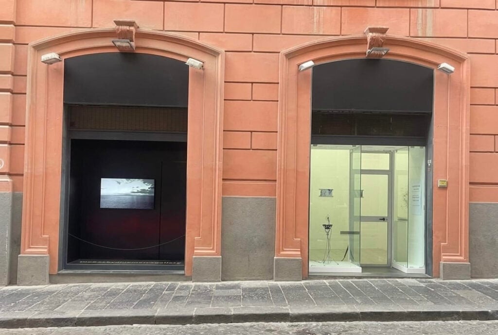 A Napoli uno storico gallerista inaugura una nuova galleria