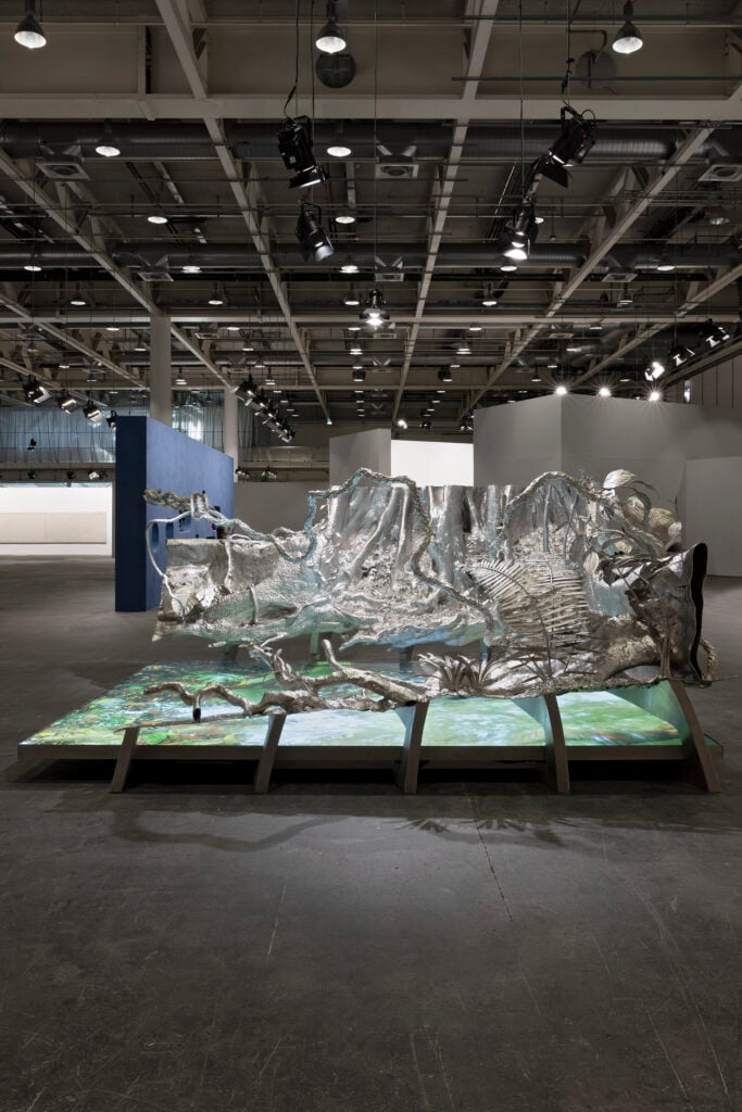 Installation view, Timur Si-Qin, Mariposita, Art Basel Unlimited, 2026. Ph: Gina Folly