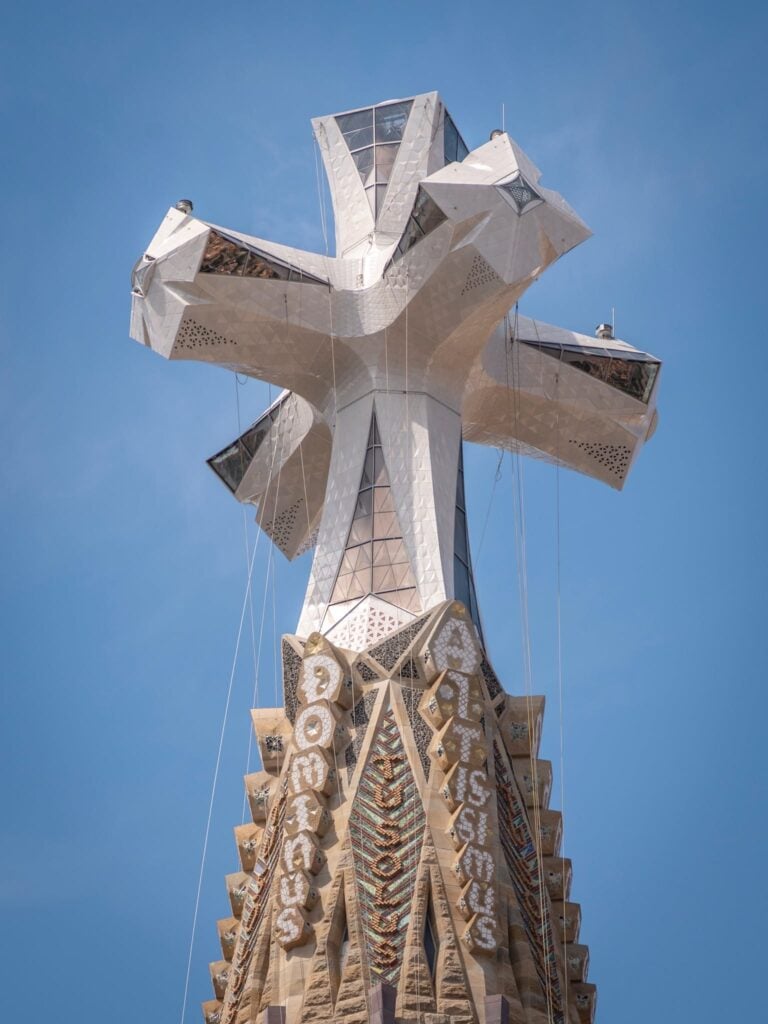 La Croce sulla Torre di Ges&ugrave; Cristo