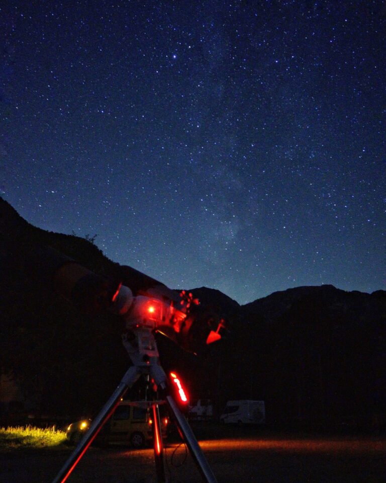 L'Osservazione delle stelle guidata nel Garda Trentino. &copy;ATP Garda Dolomiti SpA