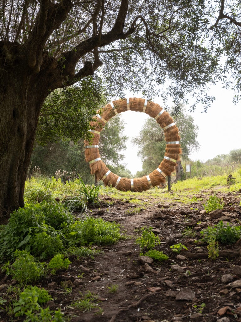 Maria Loboda, To Separate the Sacred from the Profane, Courtesy Hypermaremma e l'artista. Crediti fotografici Daniele Molajoli