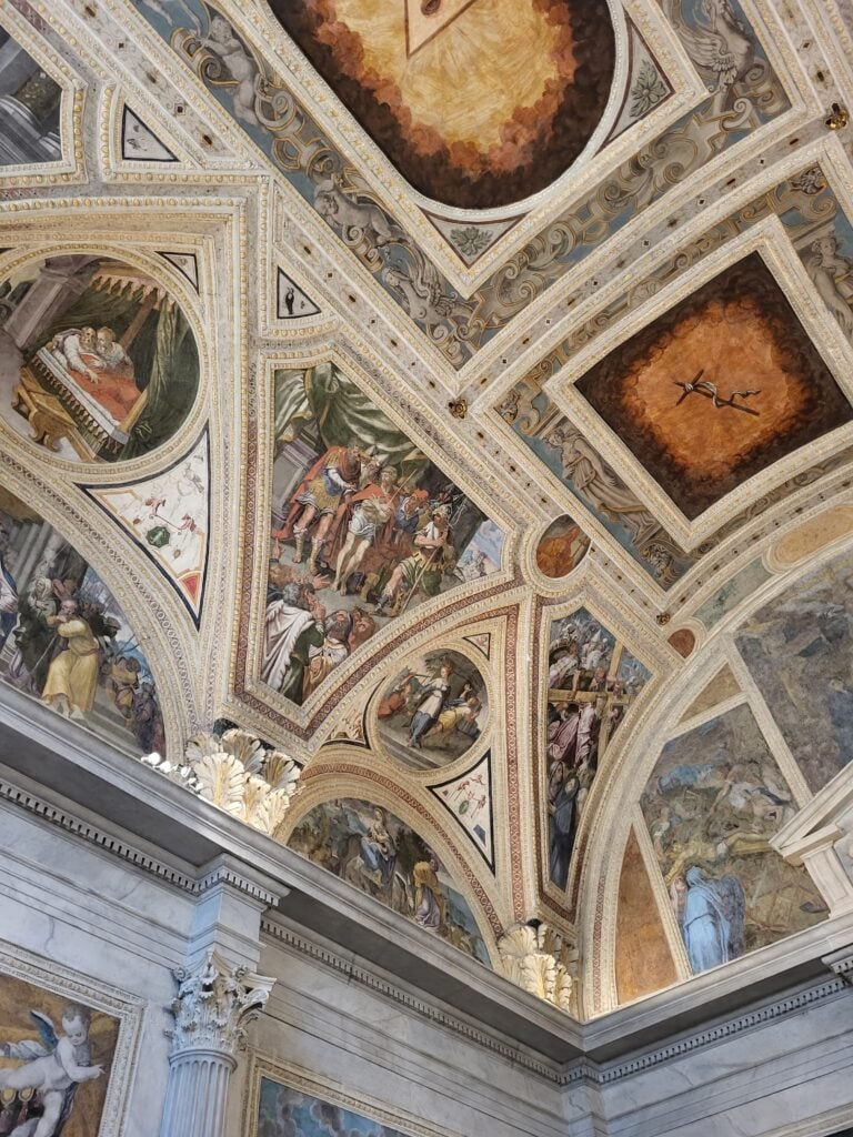 Nella Chiesa di San Giovanni a Carbonara, Napoli