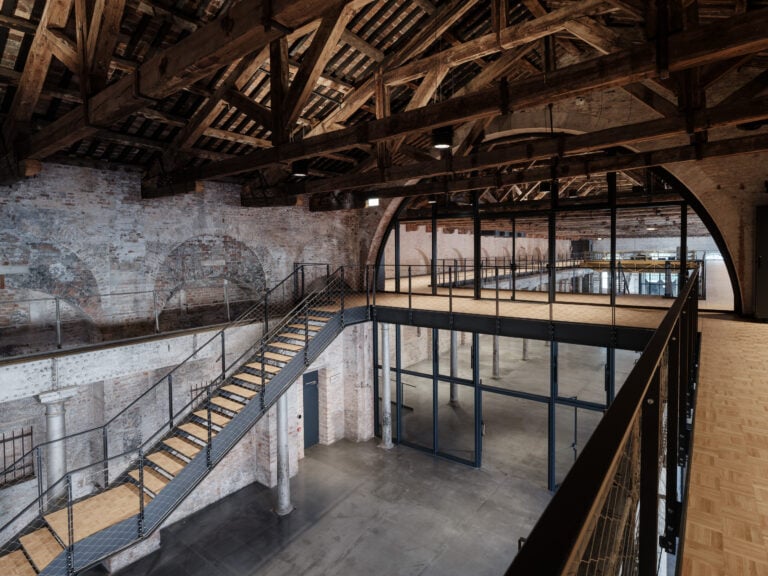 La nuova sede dell'Archivio Storico della Biennale di Venezia all'Arsenale. Photo Andrea Avezz&ugrave;
