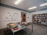 A Roma un ex garage ospita un'importante collezione d'arte. Le immagini